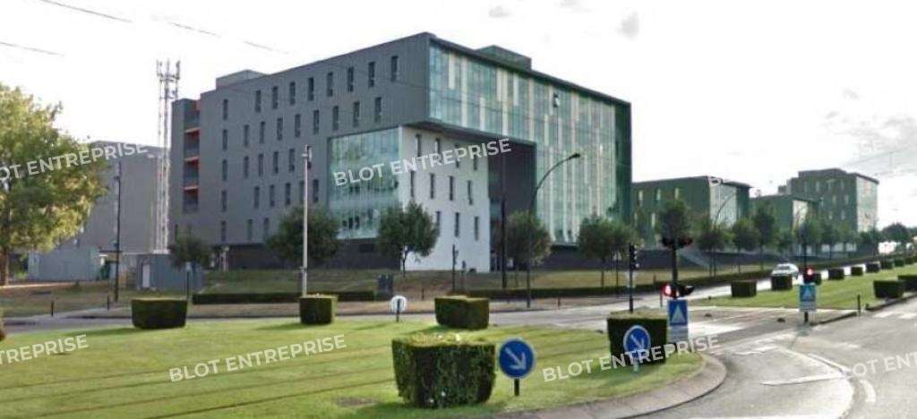 A louer bureaux 633m² R+1 à Saint Herblain