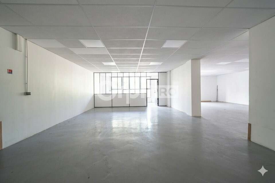 Bureaux à louer 260m² à Marcilly-d'Azergues