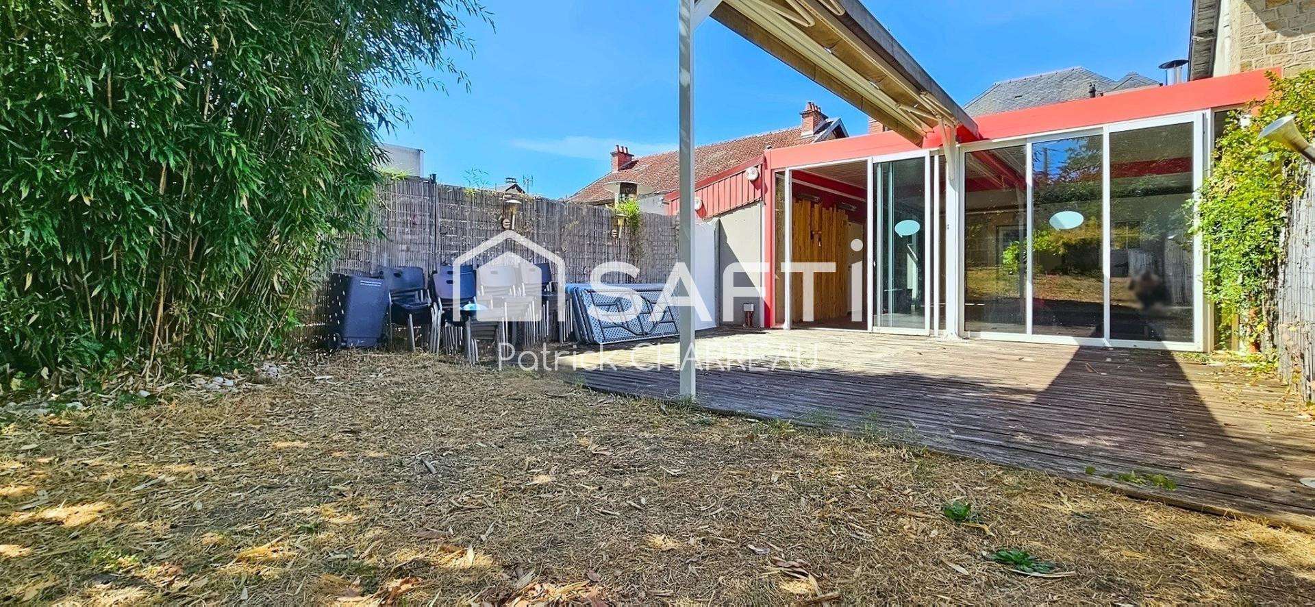 AV local professionnel 3 niveaux 210m² Les Angles