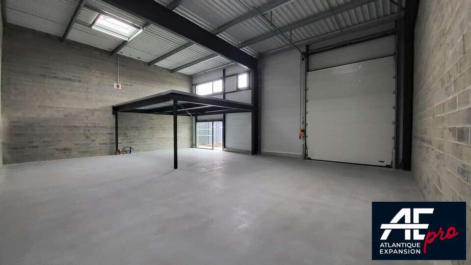 Cellule artisanales de 188m² à louer à Savenay