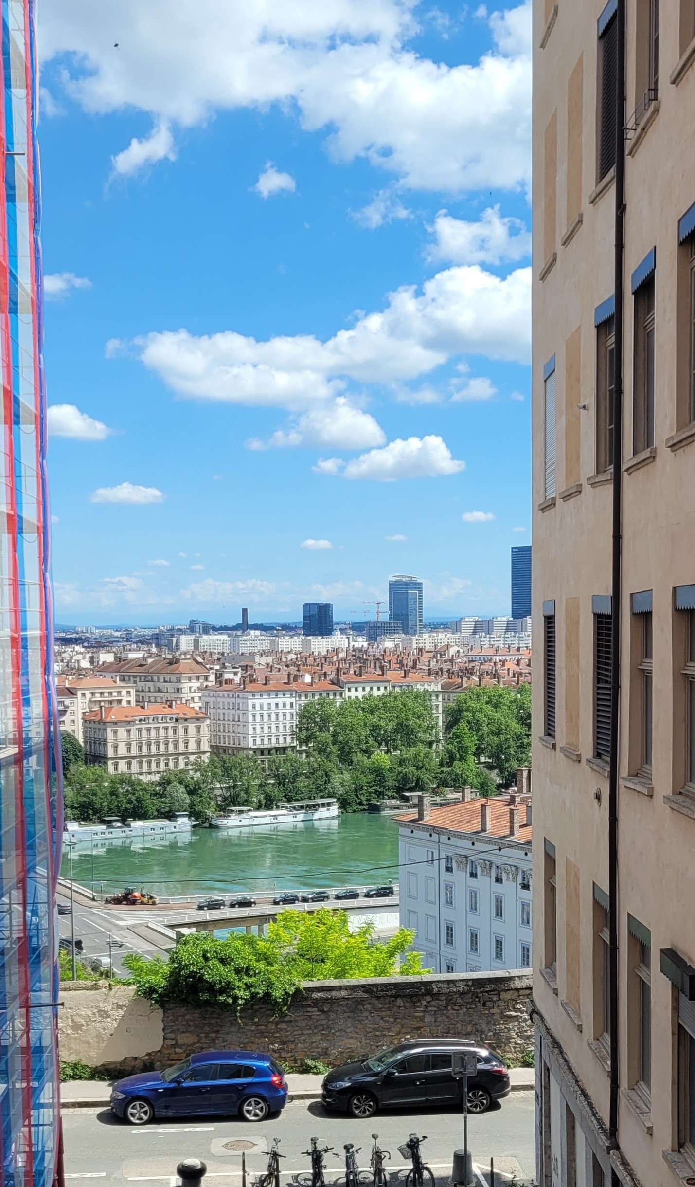 A louer bureaux 200m² à Lyon 1 métro Croix Rousse