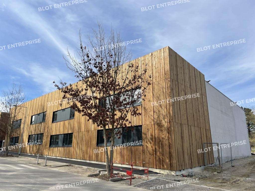 A louer local d'activités 236m² neuf à Nantes