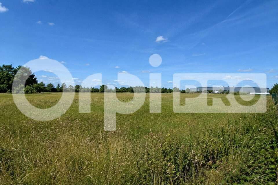 AV ensemble foncier 29616m² Sainte-Geneviève