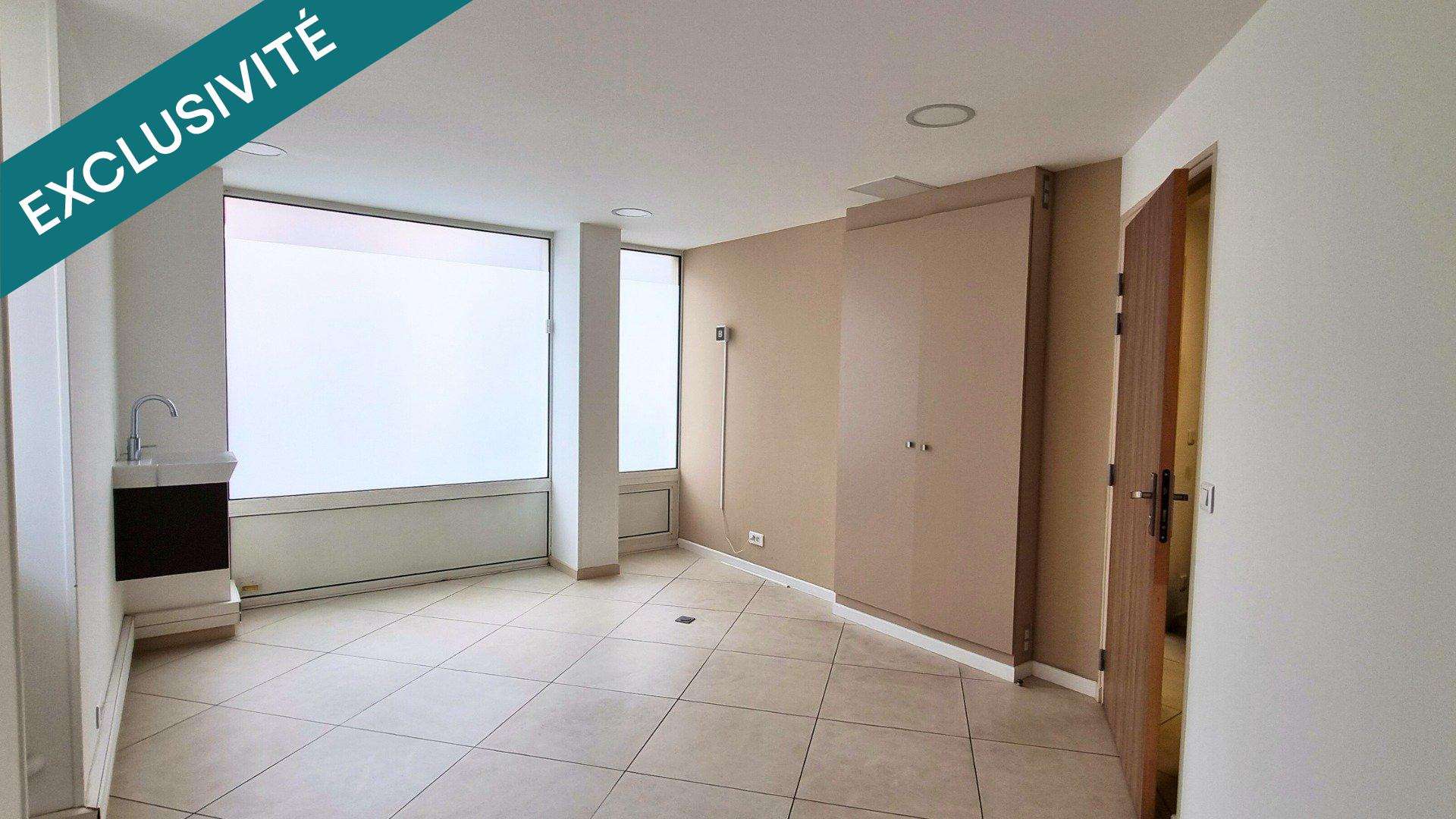 Vente local 67m² au centre de Mandres les Roses