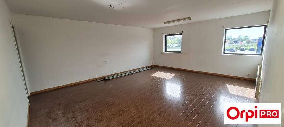 A louer bureaux 220m² empl proche RN12 Trégueux