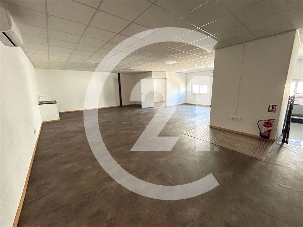 Loue local activité 200m² Valence Sud Les Auréats