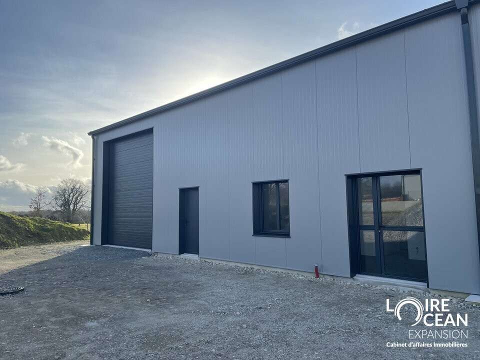 Vente local neuf 250m² La Chapelle Basse Mer