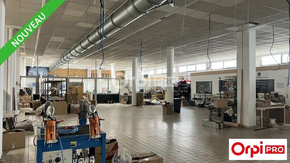 Local d'activité 400m² à louer à Romans-sur-Isère
