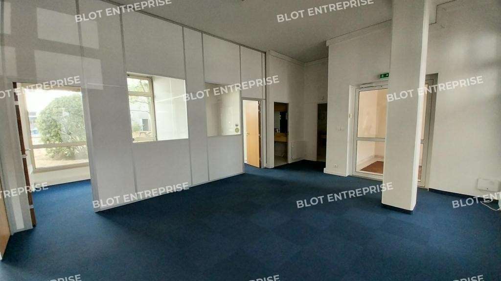 À vendre bureaux 380m² à Nantes Champs de Mars