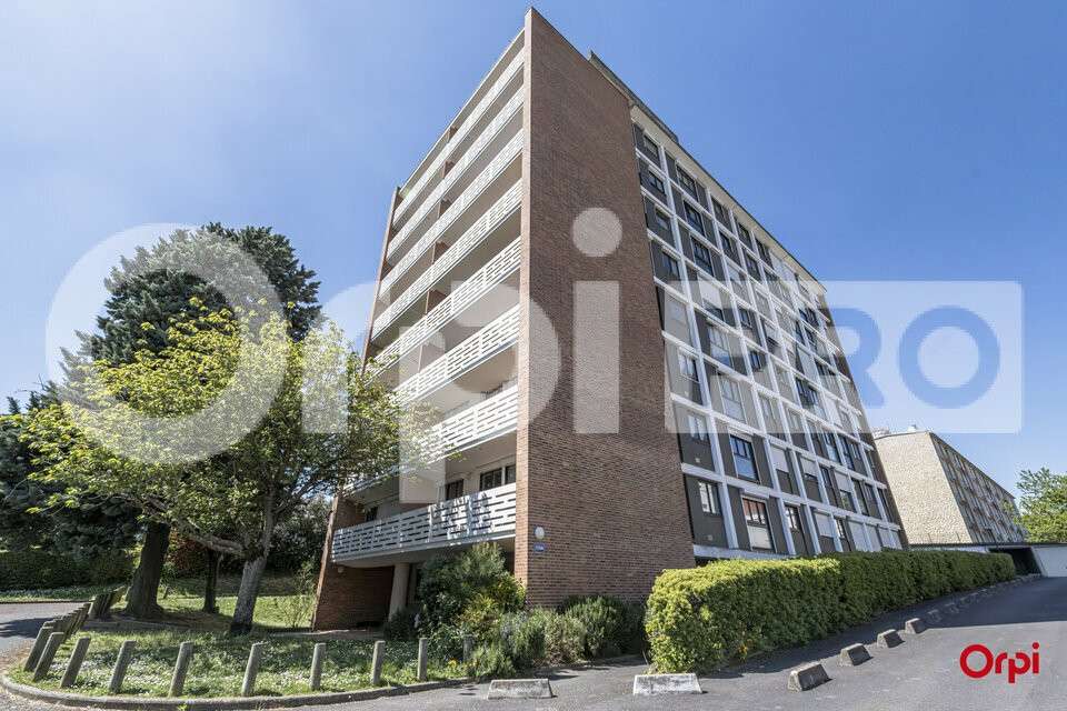 Bureau 80m² R+1 à vendre à Reims sect Av. de Paris