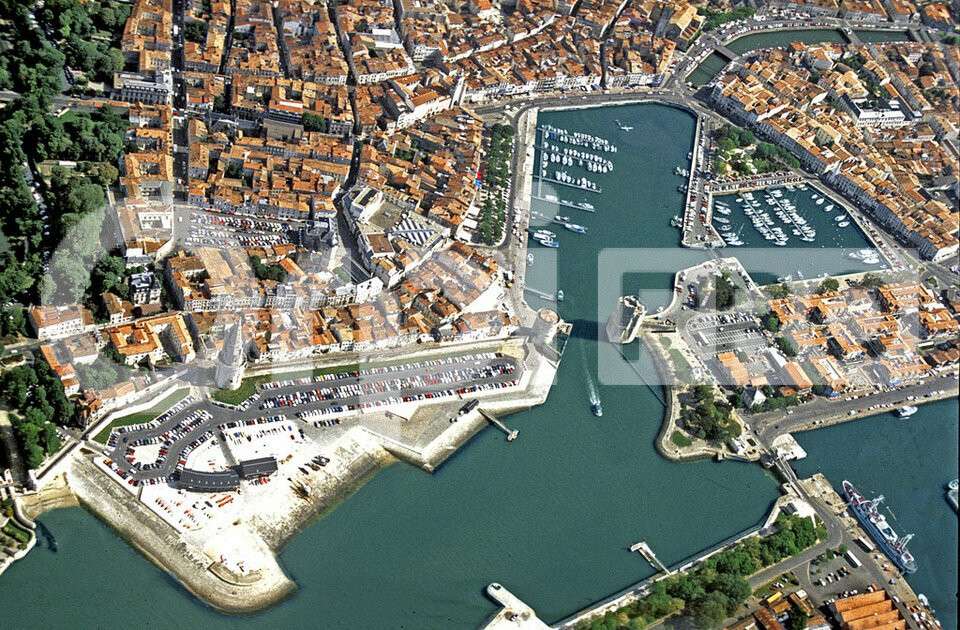 Droit au bail 25m² emplacement N°1 La Rochelle