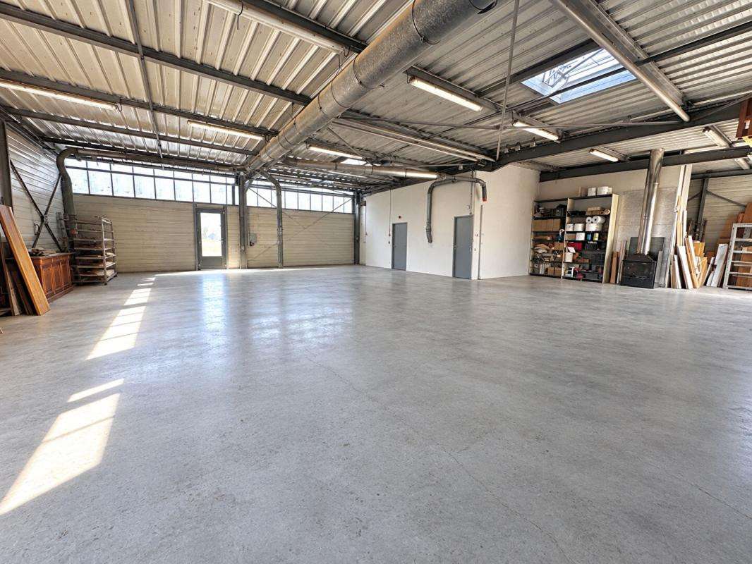 Vente murs commerciaux 300m² secteur Cahors Sud