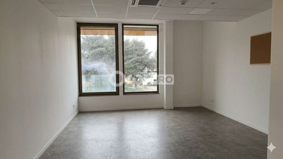 A louer bureaux 20m² à Pau quartier  Saragosse