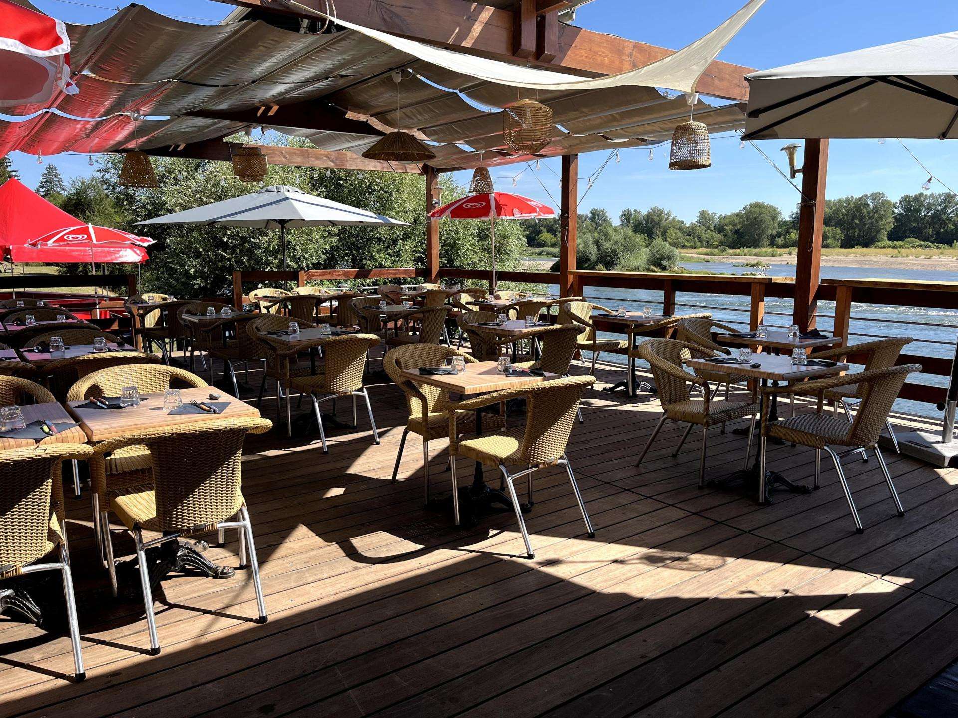Vente bar restaurant de 275m² au pied de Sancerre