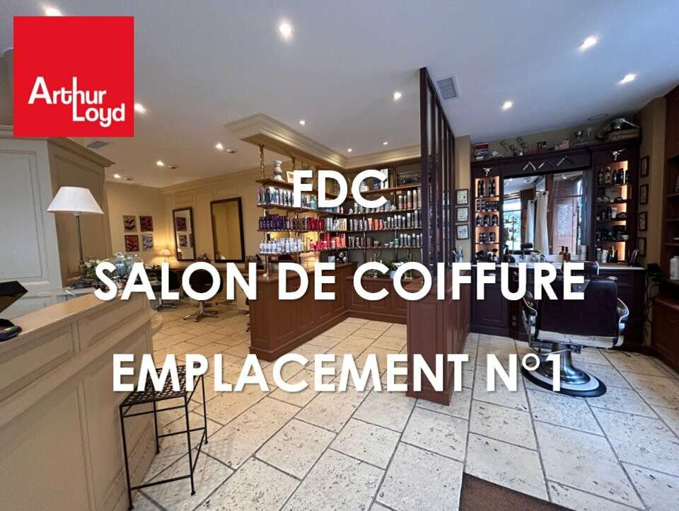 AV salon de coiffure 160m² empl N°1 à Blois