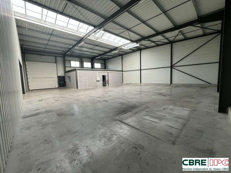 Location local d'activités 599m² à Bayonne