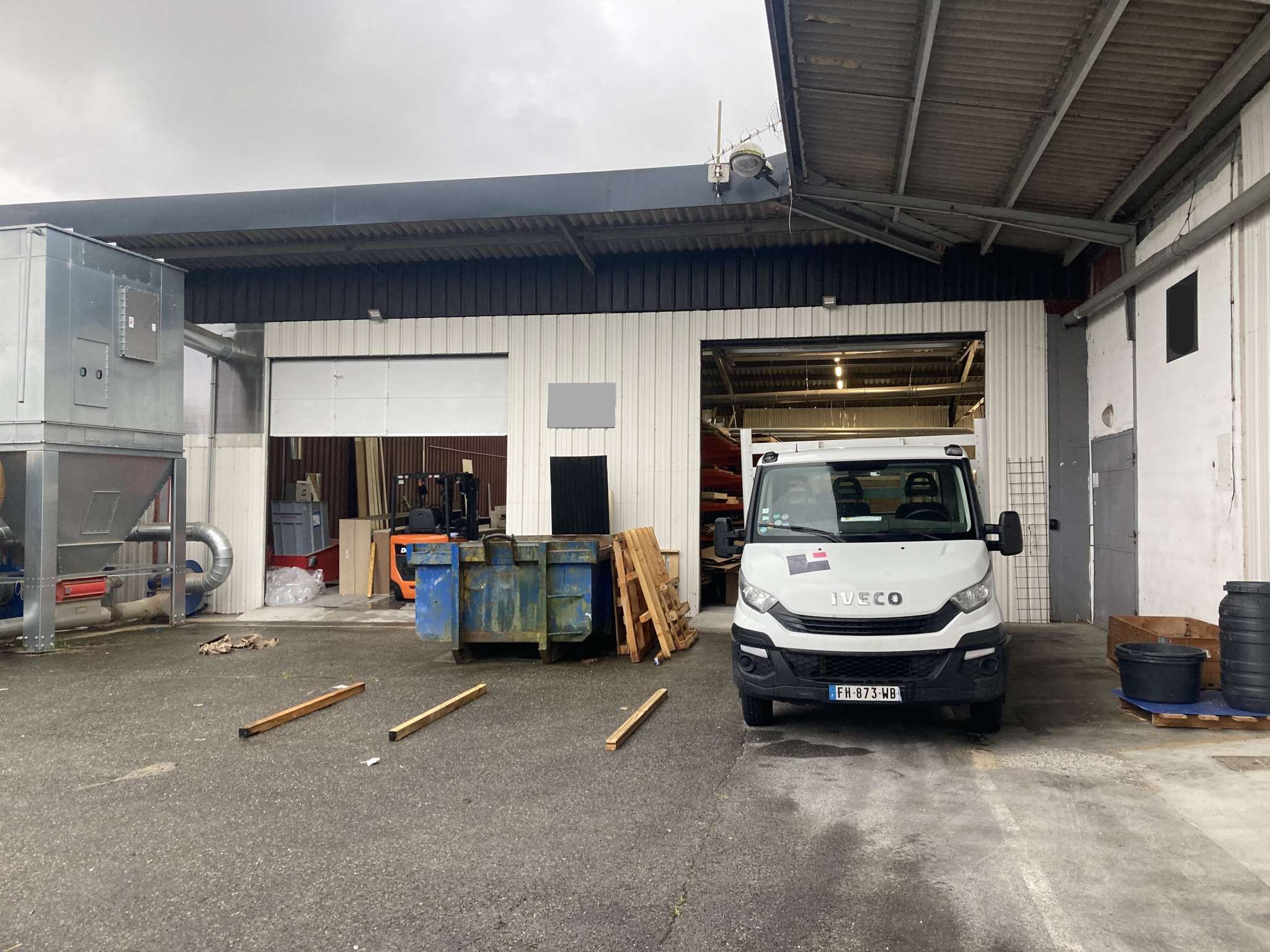 Loue local d'activités 100m² Tarnos proche Bayonne