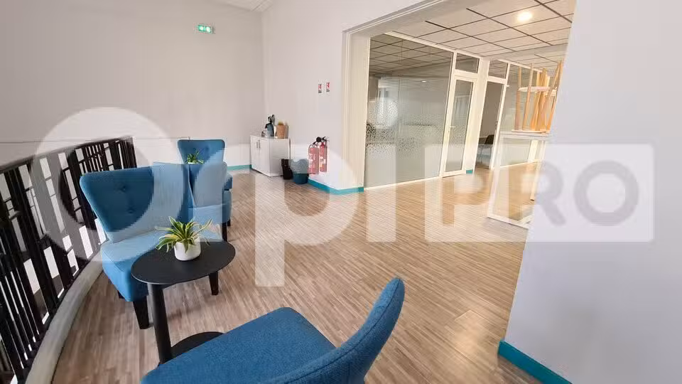 Bureau de 120m² à louer à Montluçon rue Barathon