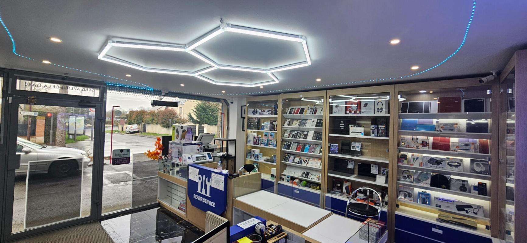 Vente boutique high-tech informatique à Saint Mard