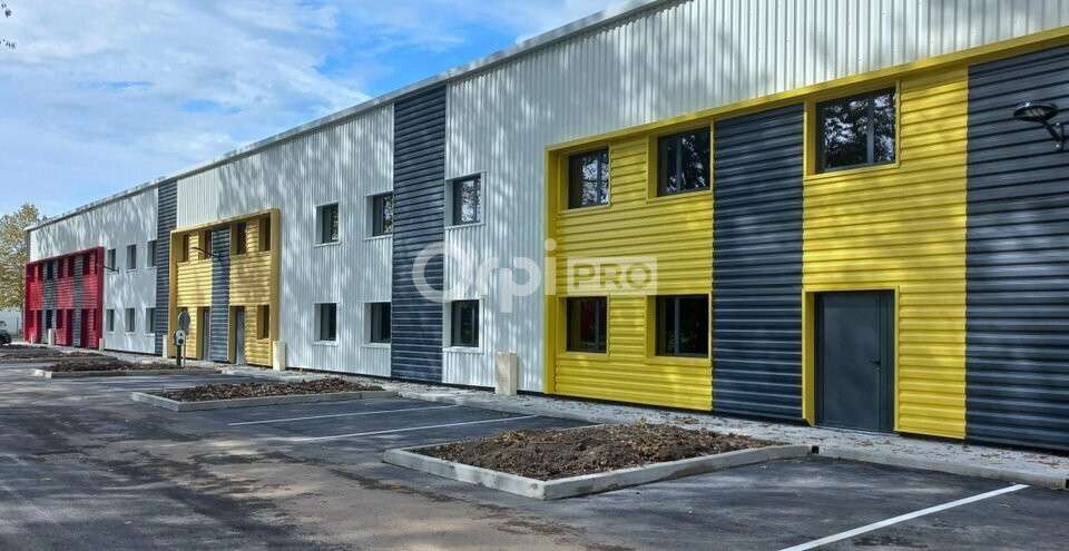 Locaux d'activité de 292m² à vendre à Pau