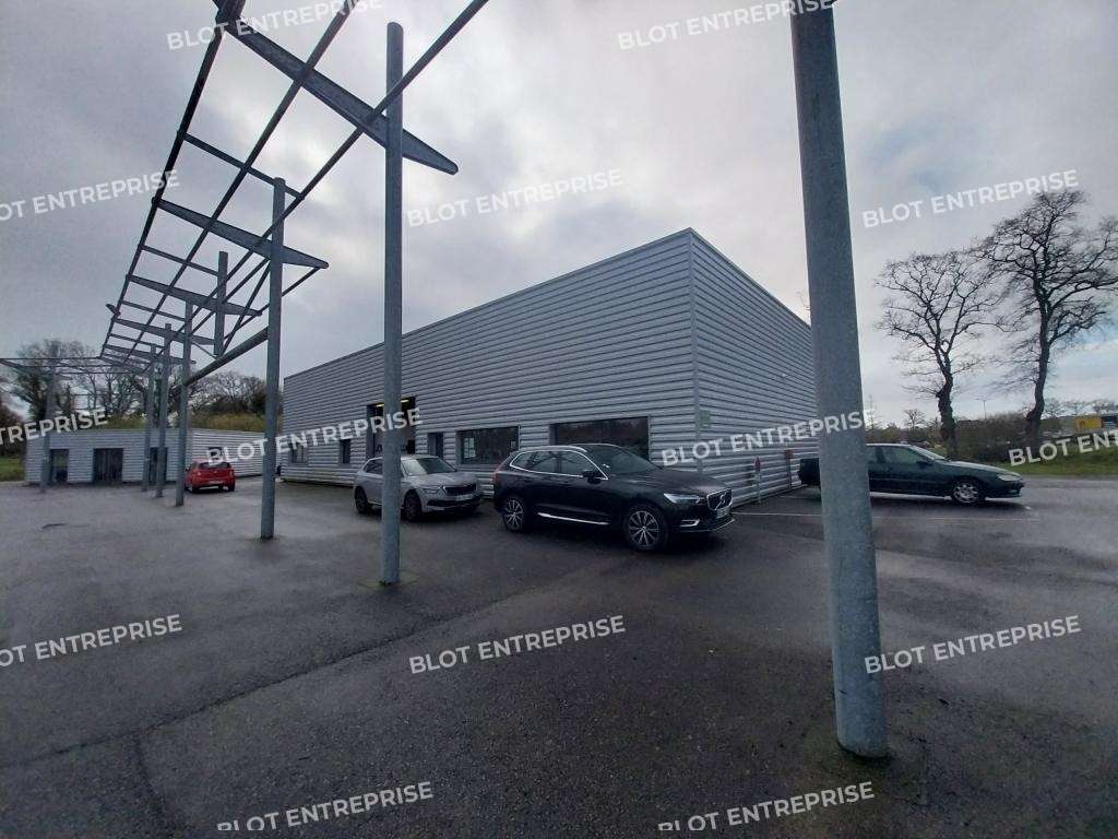 A louer local d'activités de 300m² à Muzillac