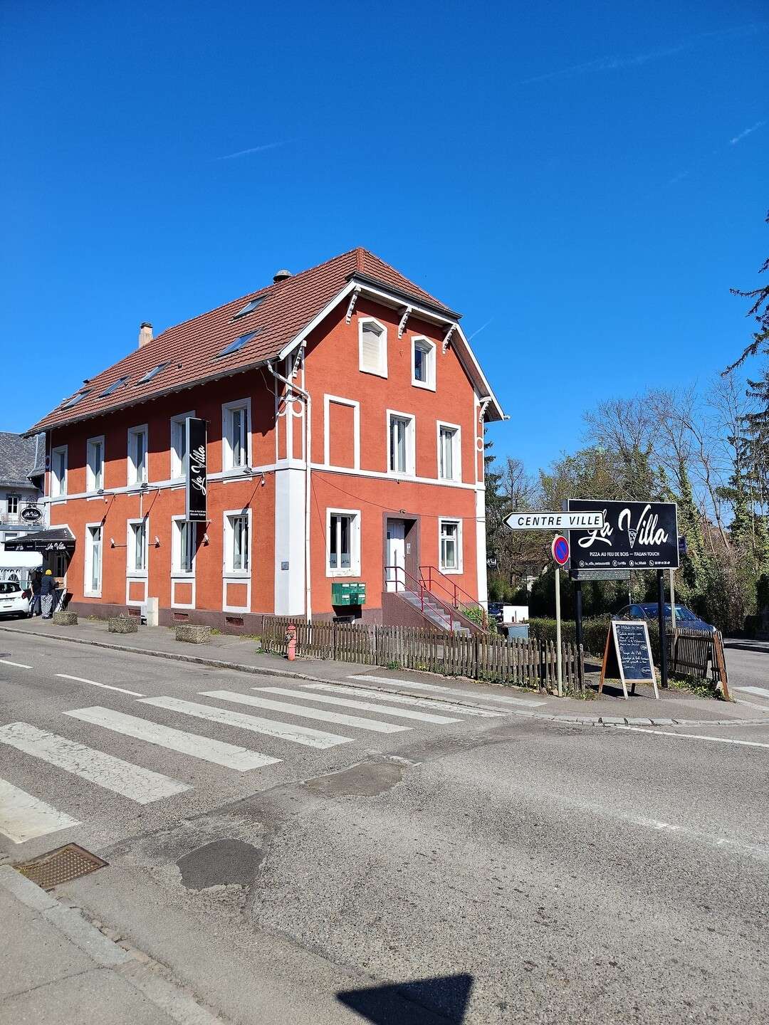 AV immeuble avec restaurant 300m² à Mulhouse