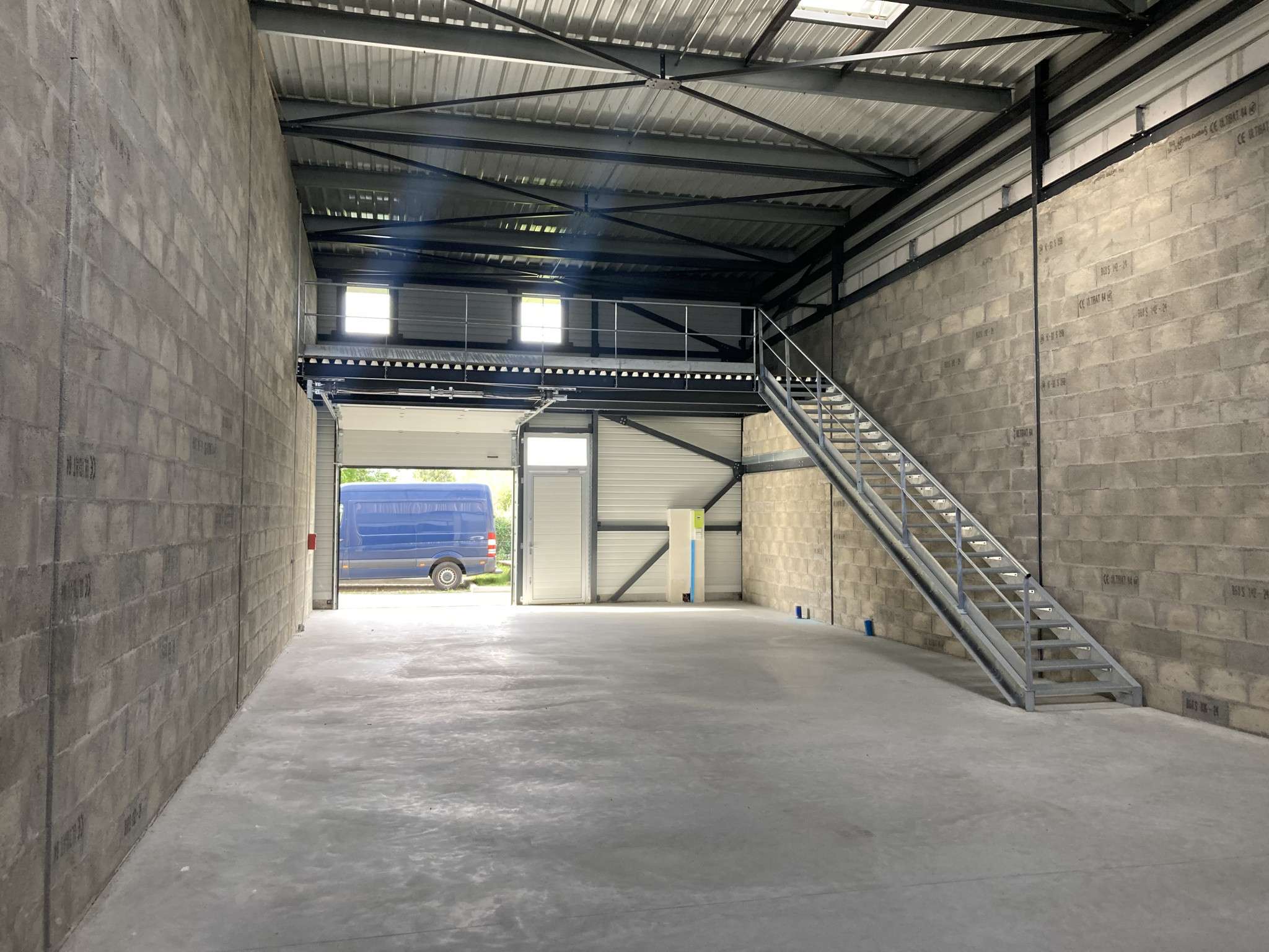 Local d'activités neuf 185m² à vendre à Ustaritz