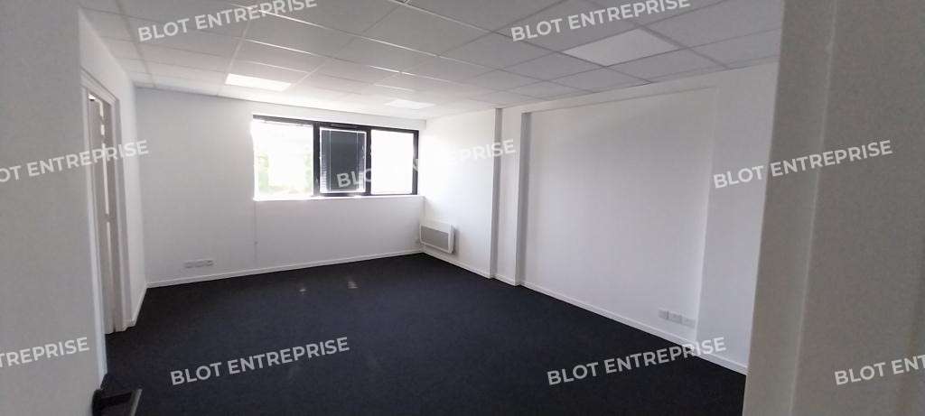 A louer bureaux 126m² R+1 à Brest