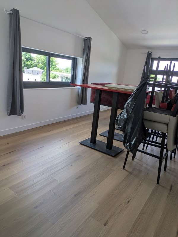 Bureau 20m² à louer à Bourgoin-Jallieu centre