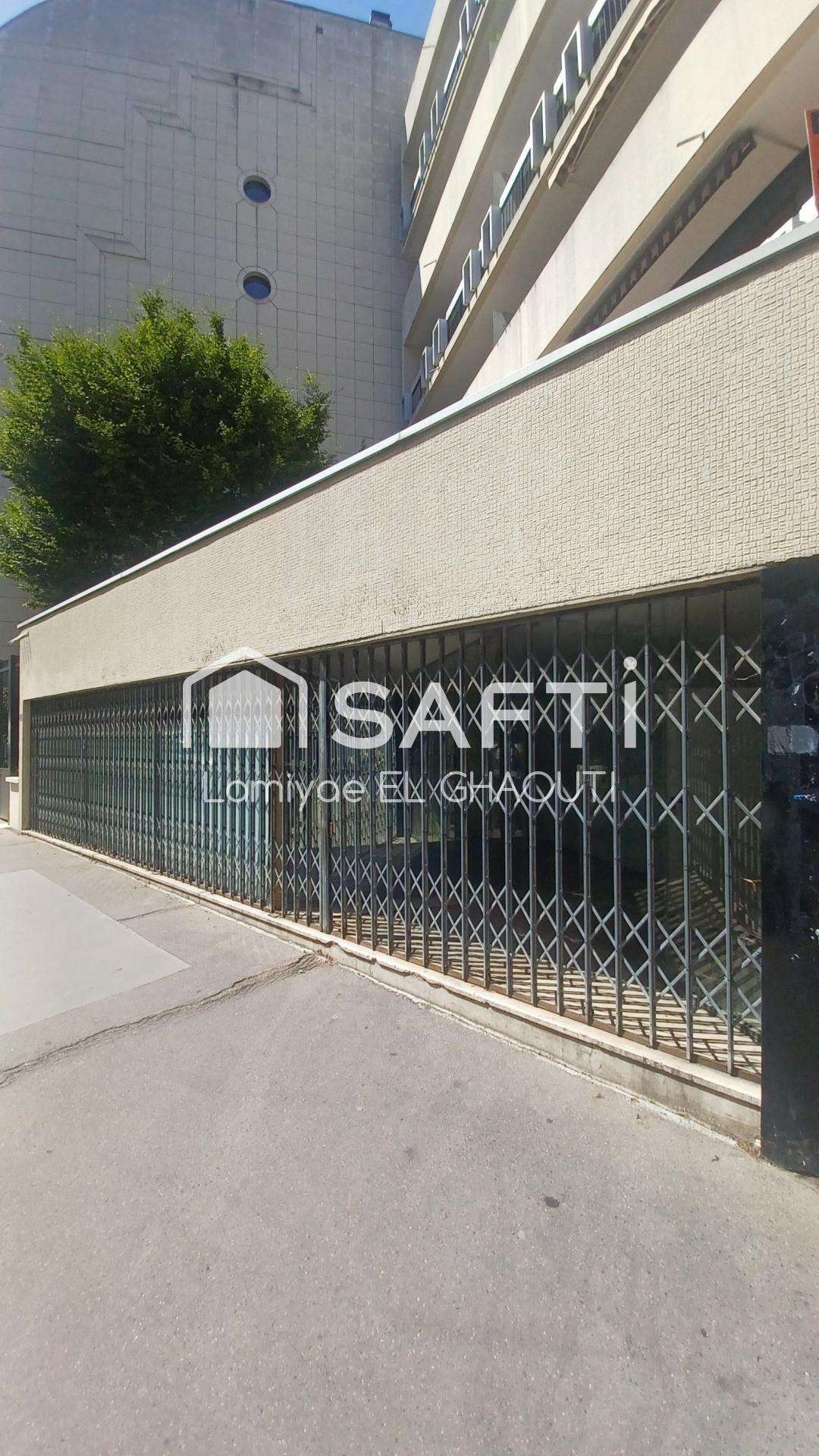 Location bail neuf beaux volumes tertiaire à Paris