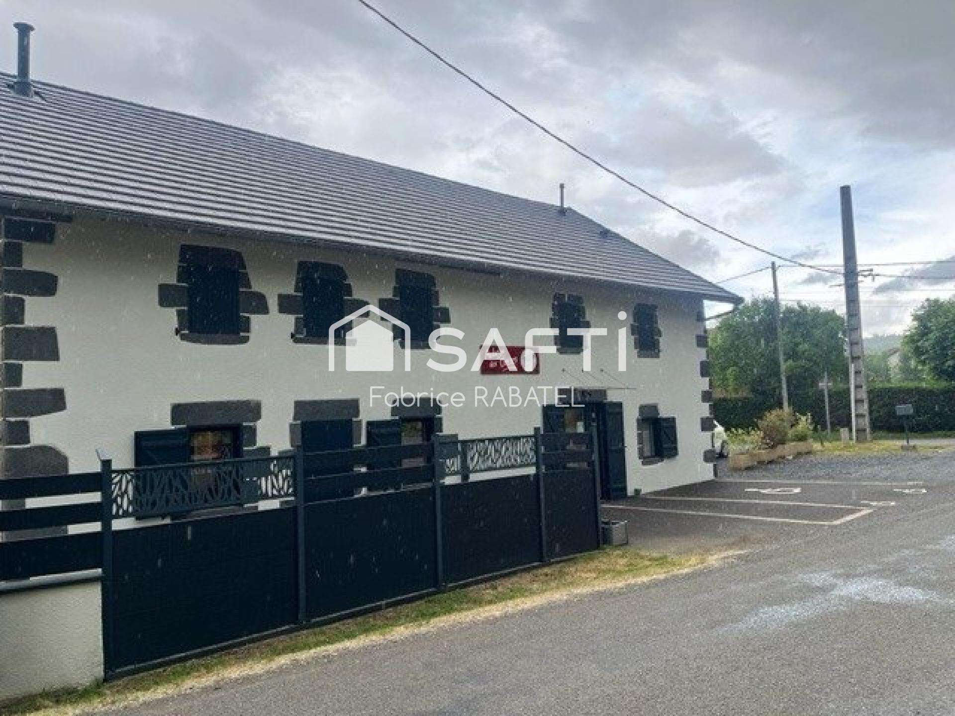 Vente murs auberge restaurant de 230m² à Mazaye
