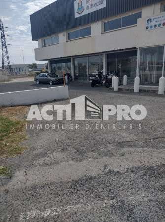 À louer local commercial 180m² Perpignan