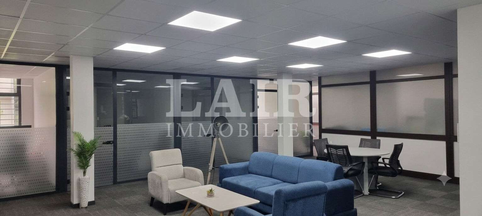 Loue local d'activité de 1550m² en ZA Est Alençon