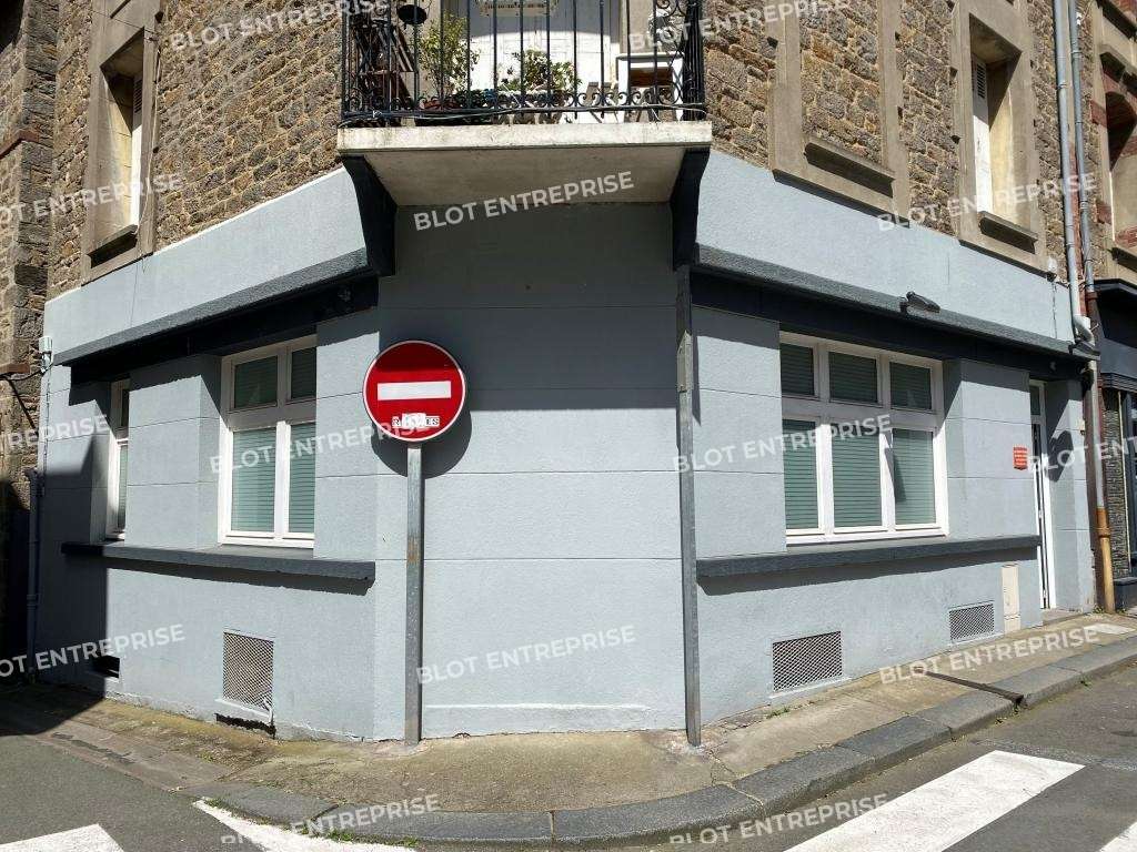 A vendre bureaux locaux commerciaux 46m² à Dinard