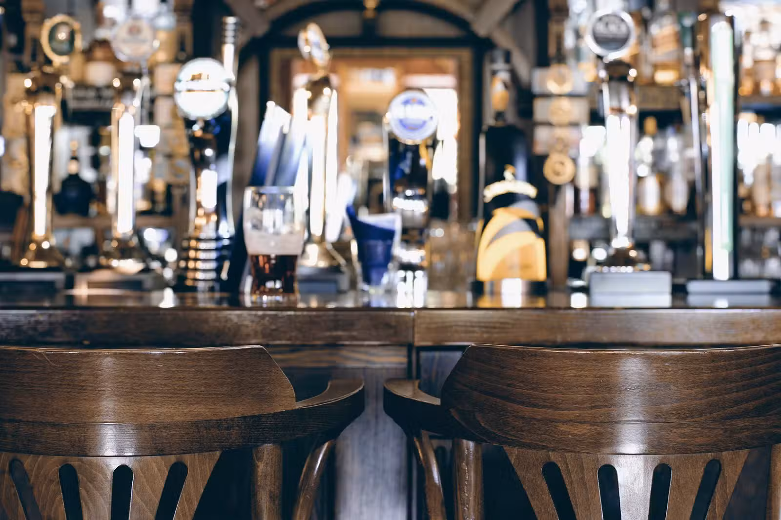 AV bar brasserie licence IV à Paris 75016 Invalide