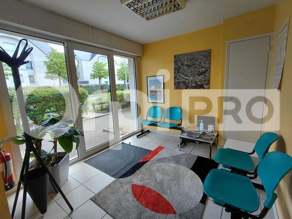 A Louer local commercial de 92m² à Guérande