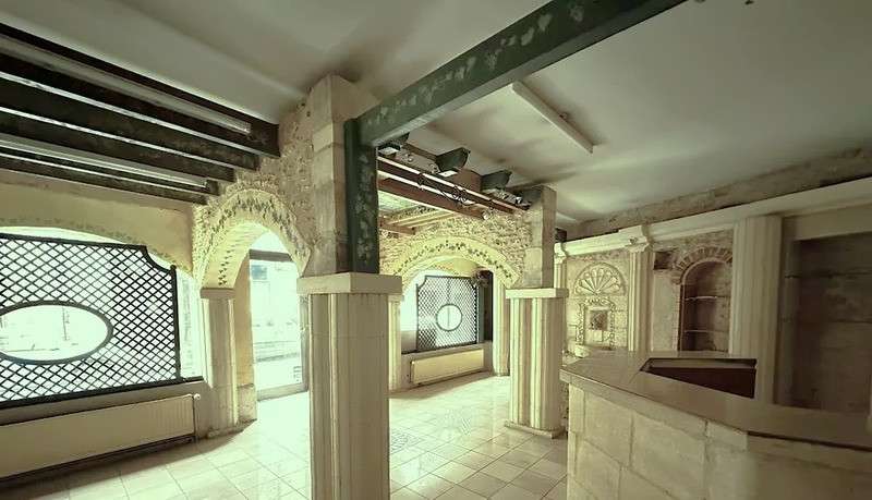 Local/bureau de 154m² à vendre à Montignac (24)