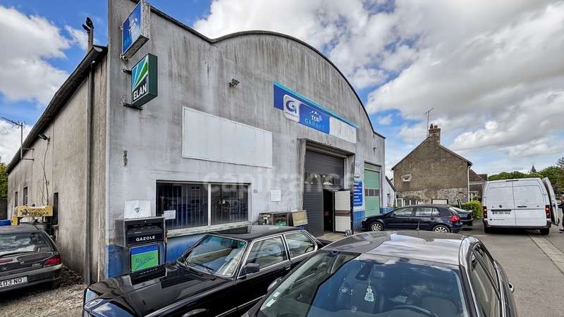 A vendre garage automobile à Saint-Rémy-du-Val