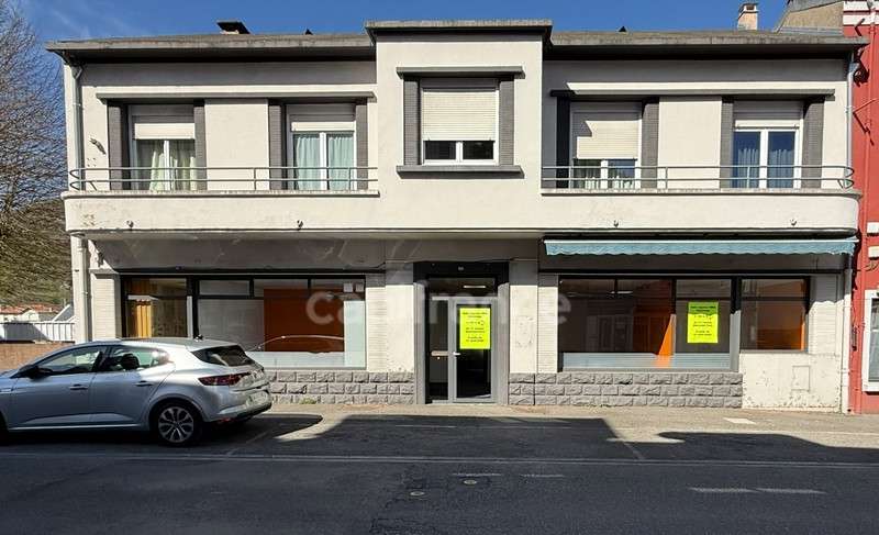 Local commercial ou pro de 82m² à vendre à Lourdes