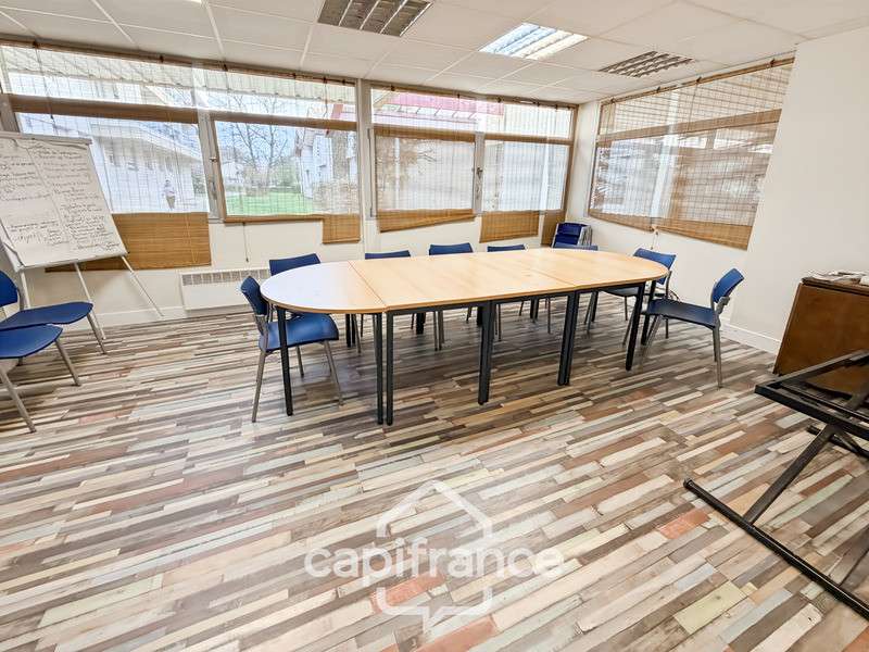 Vente locaux commerciaux bureaux 45m² le Haillan