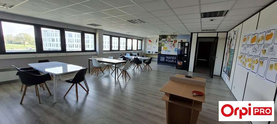 A louer bureau 299m² R+2 à Plérin RN12