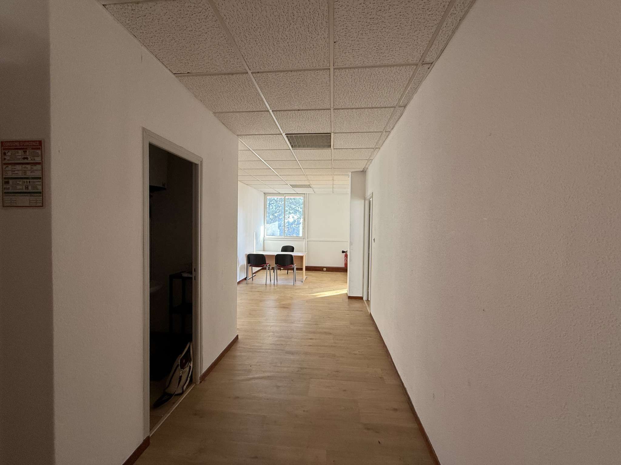 A louer bureaux 80m² La Farlède ZA Toulon-Est