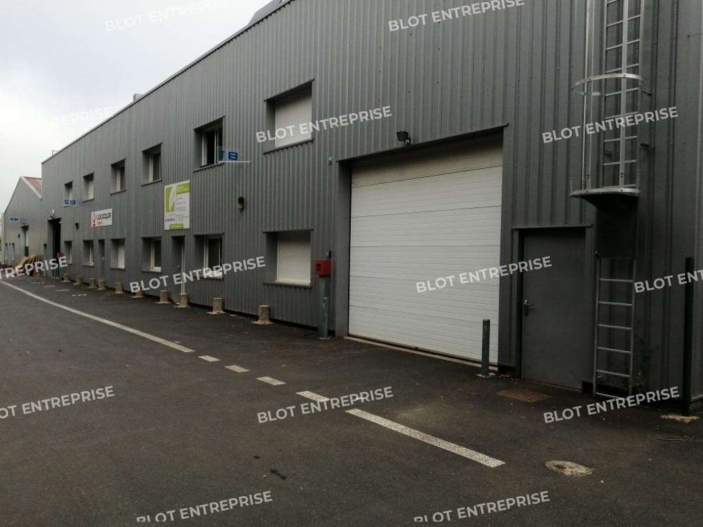 A louer locaux d'activités 600m² à Bouguenais