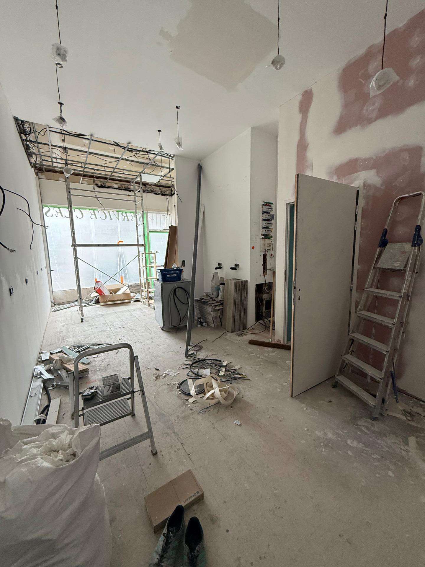 Cession DAB local tous commerces 47m² à Angers  