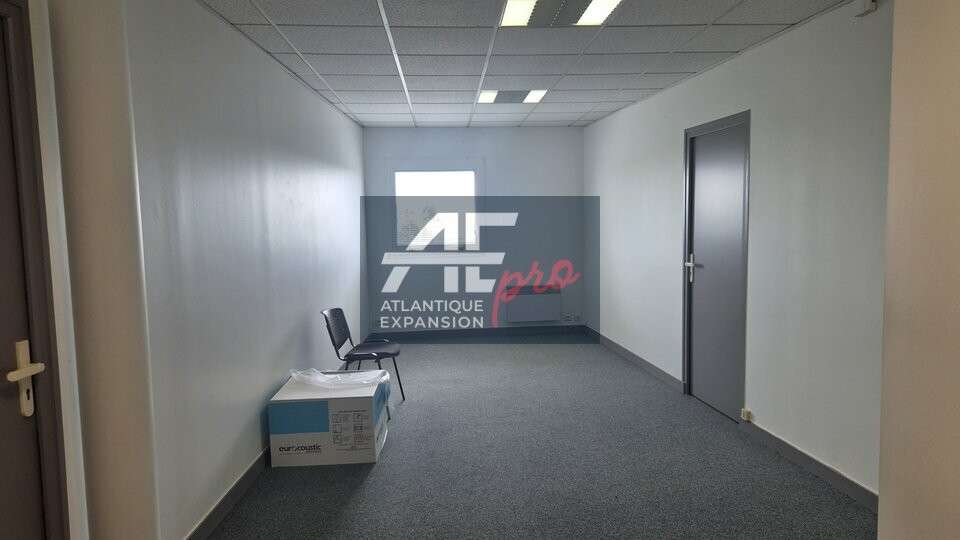 A louer bureaux 40m² accès facile Saint-Nazaire