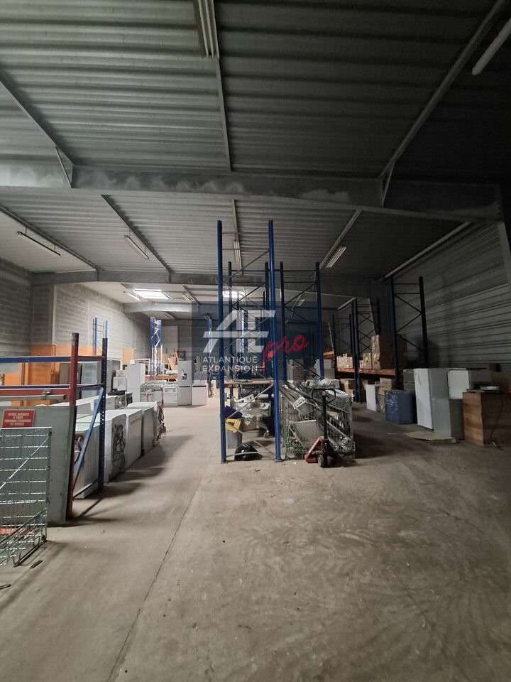 A louer local d'activité 596m² à Saint-Nazaire