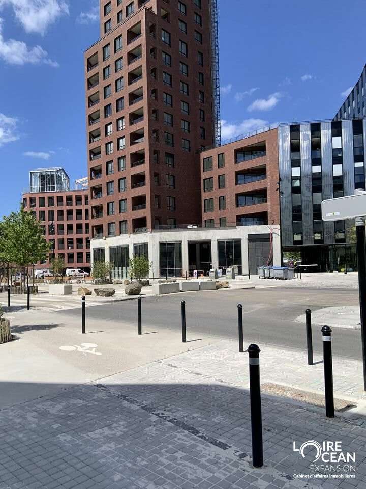 A louer local commercial 185m² Ïle de Nantes
