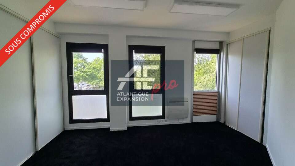 Bureaux rénovés 64m² ERP / PMR à Saint-Nazaire