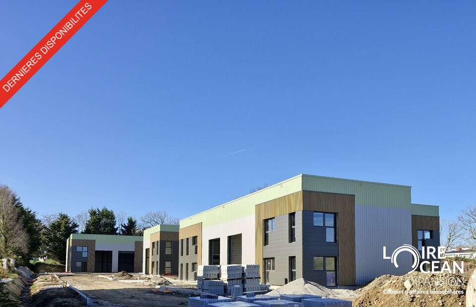 Vente local de 152.50m² village les Malouines
