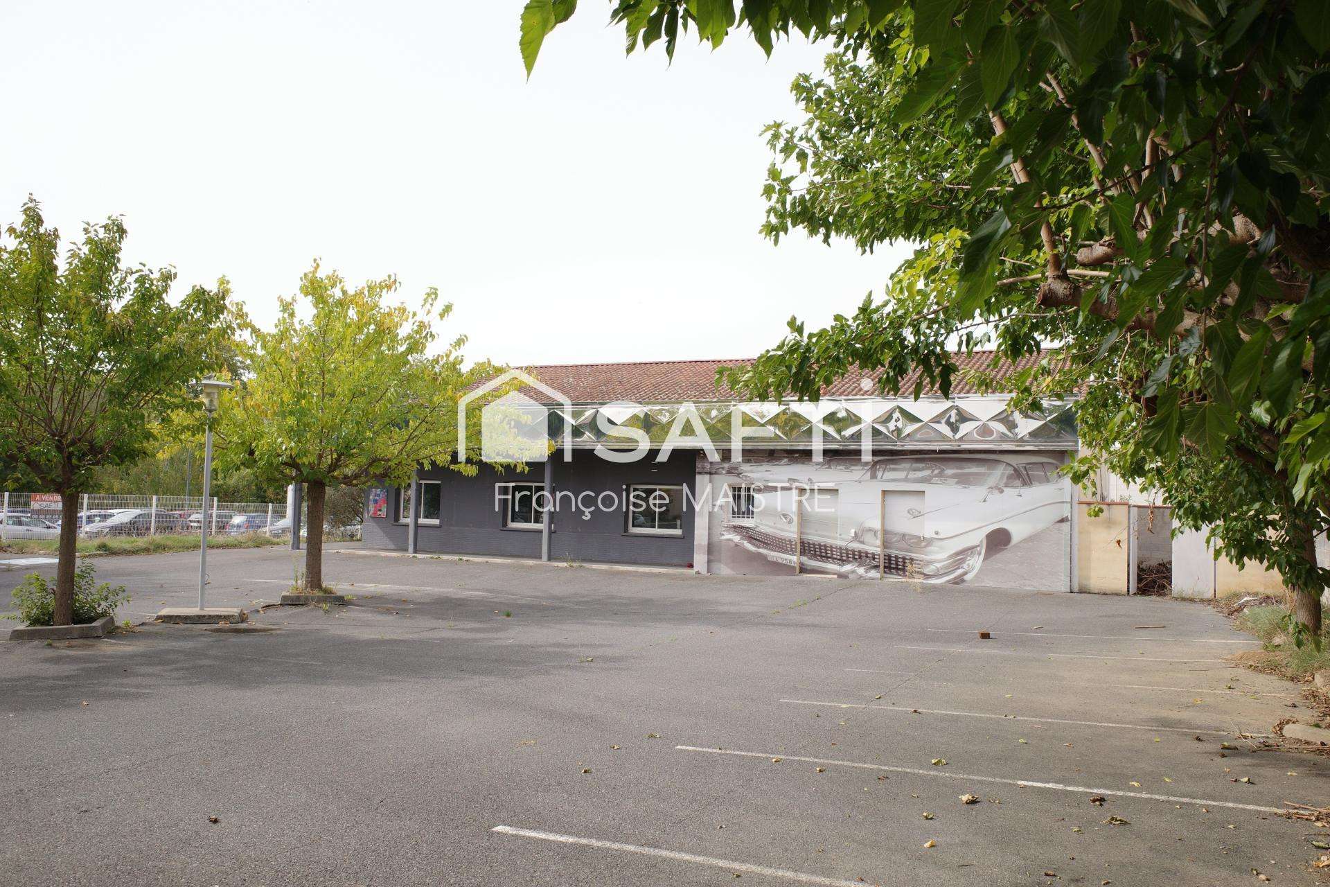 Vente local commercial de 400m² empl N°1 à Castres